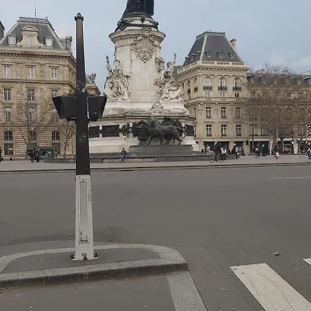 Studio Pres Du Gare Du L'Est Parijs Buitenkant foto